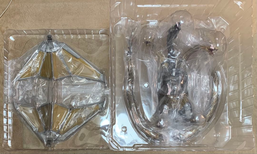 2時間限定　最終値下　一番くじ B賞　メカキングギドラ