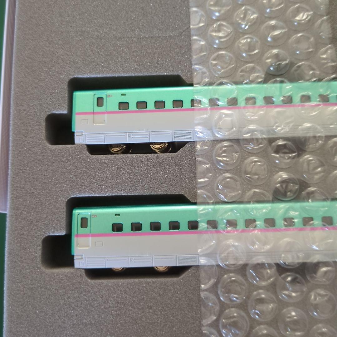 KATO 10-858 E5系新幹線「はやぶさ」 増結セットA（3両）