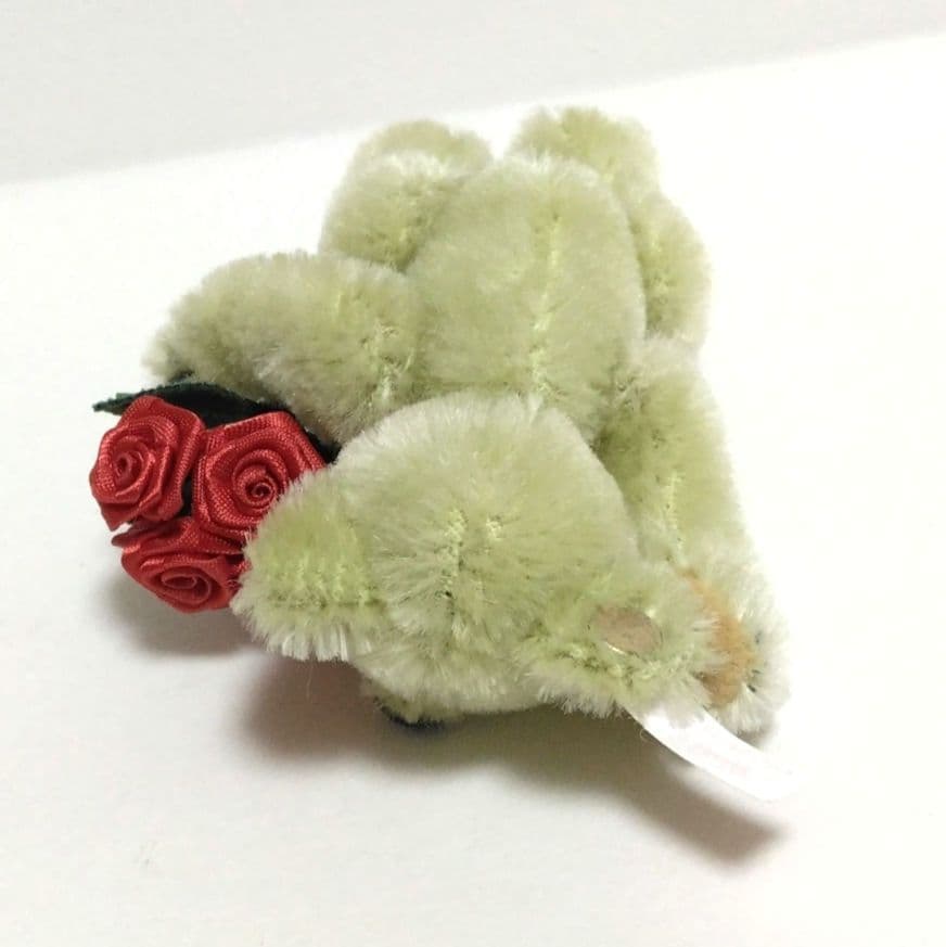 シュタイフカレンダー5月ミニテディベア2001年モヘア限定版バラの花束を抱えて