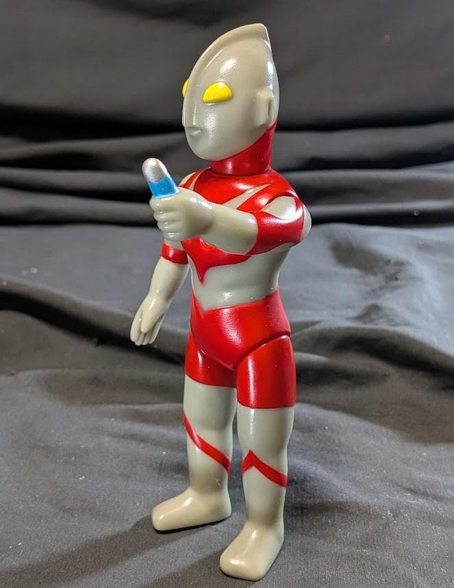 ウルトラマン ベータカプセル（Ｍ１号）ソフビフィギュア