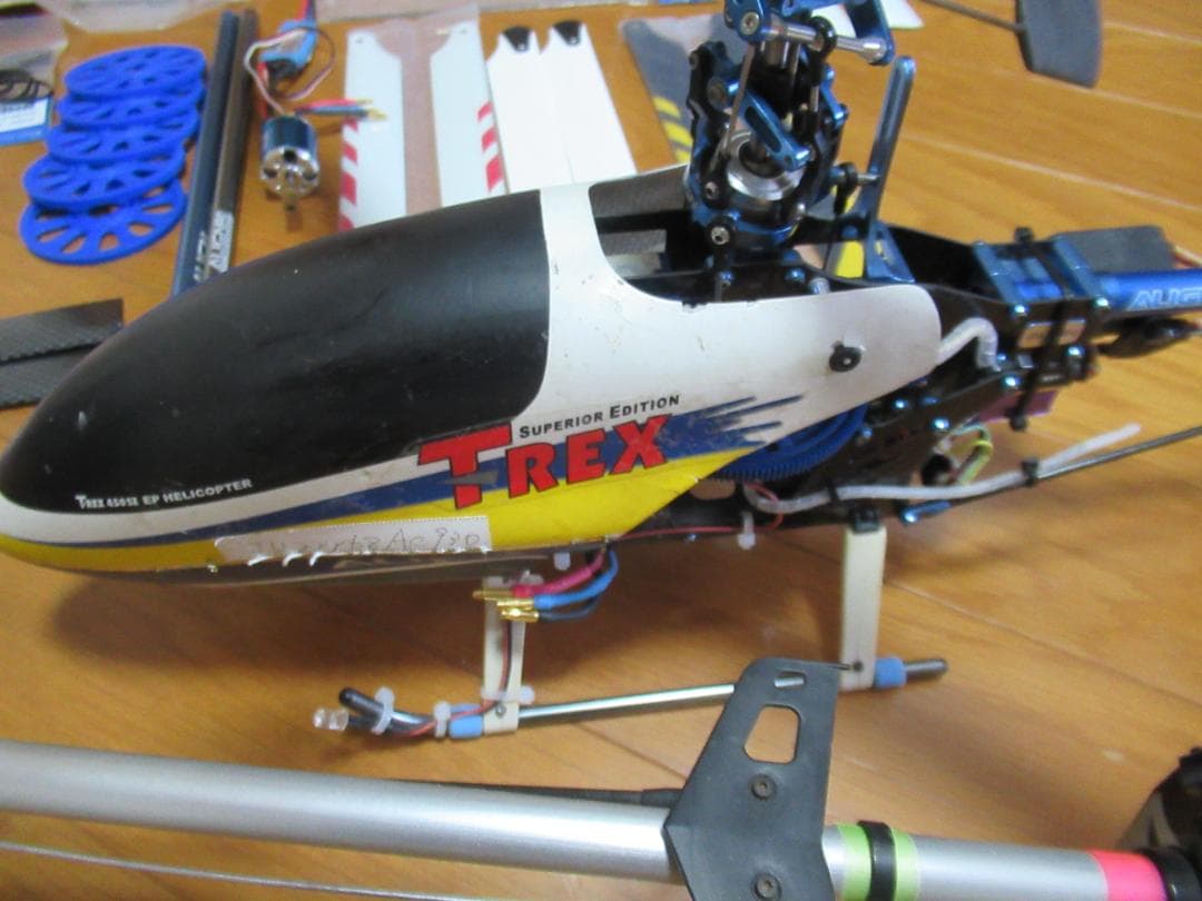 ラジコンヘリコプター（電動）