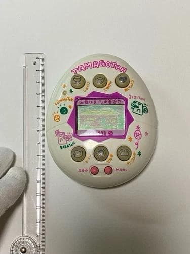 【動作確認済】バンダイ　やさしいたまごっち　ホワイト　SHB101