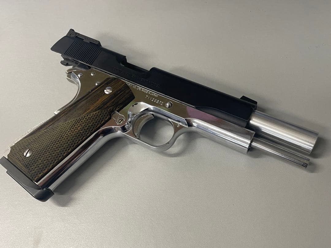 東京マルイコルトガバメント プラスチック製