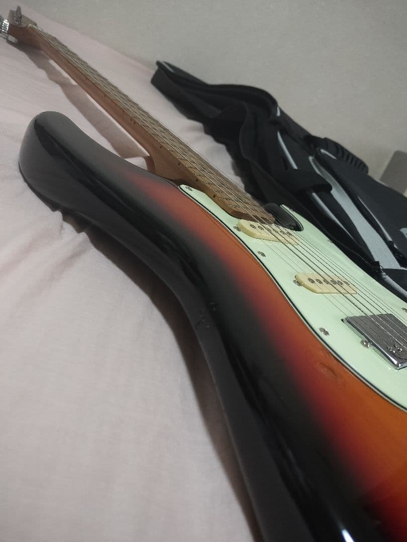 Bacchus バッカス ストラトキャスター サンバースト ケース 初心者最適