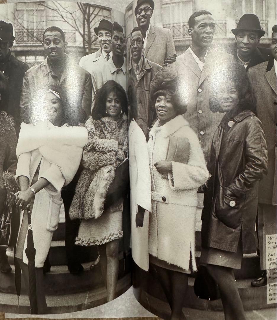 HITSVILLE! THE BIRTH OF TAMLA MOTOWNサイン入