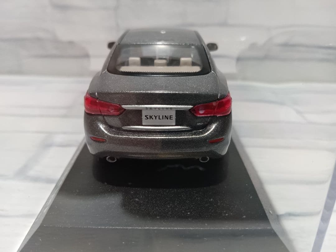 1/43 京商　日産　スカイライン　350GTハイブリッド　ミニカー　グレー