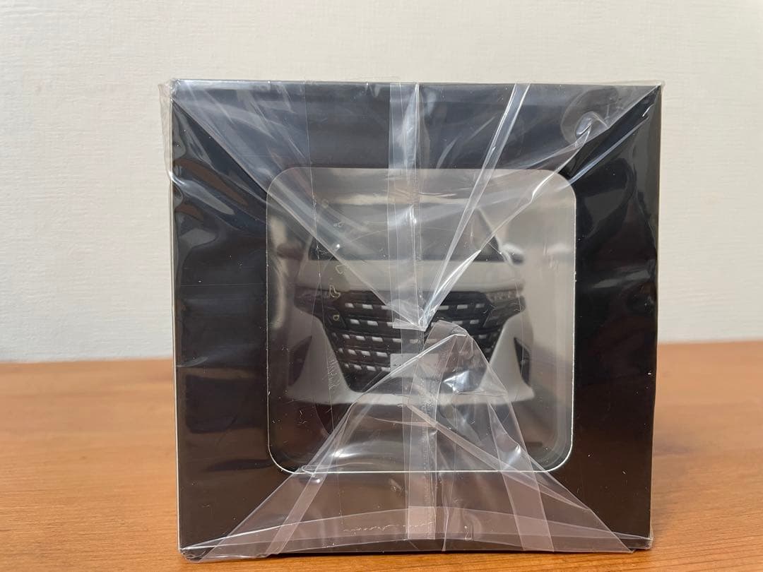 トヨタ 新型アルファード　非売品ミニカー ケース付き