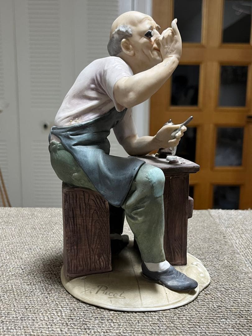 カポディモンテ 時計職人のヴィンテージ陶器彫刻 イタリア 1950 年代