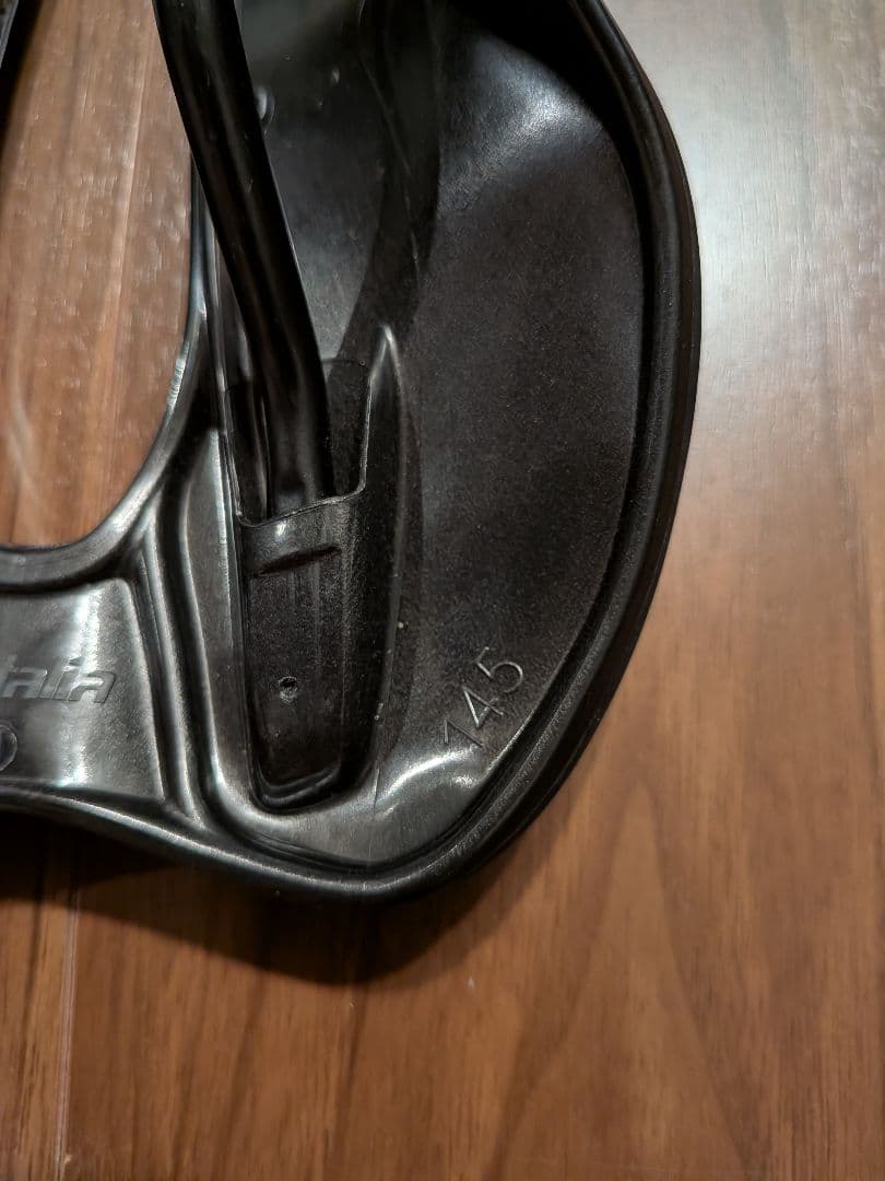 パーツ Selle Italia SLR BOOST TM S.FLOW Mn L