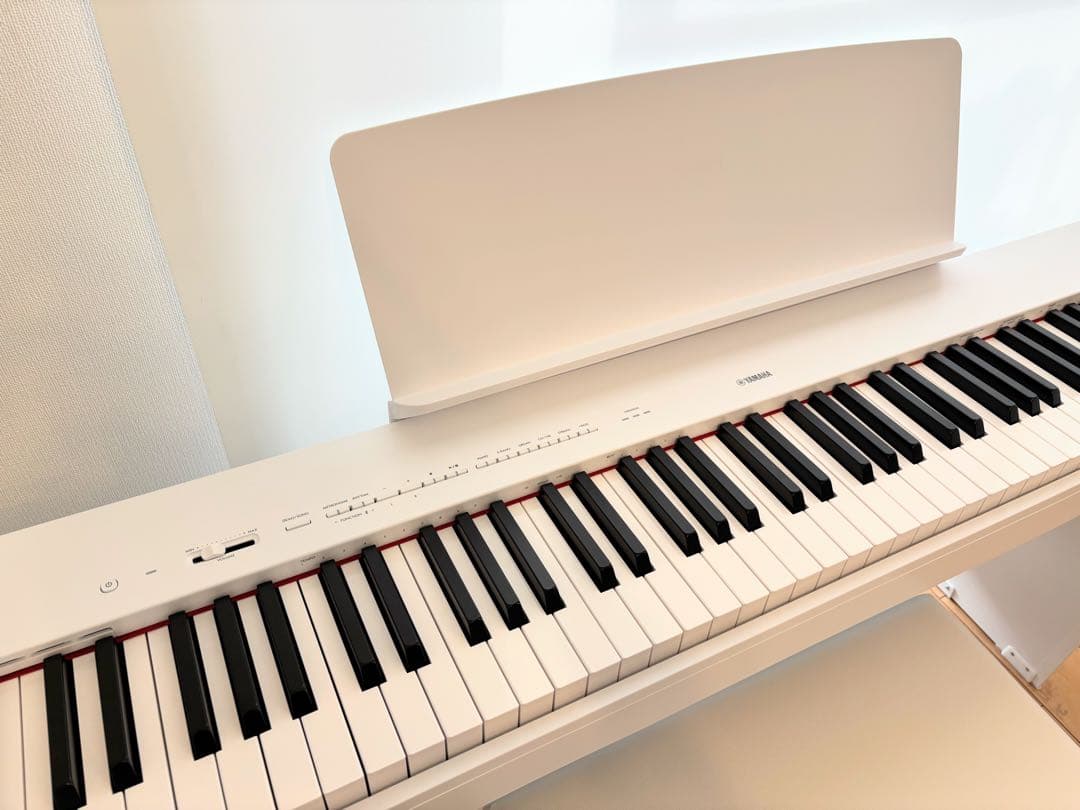ヤマハ YAMAHA P225ＷＨ電子ピアノ　ホワイトL-200WH(白)