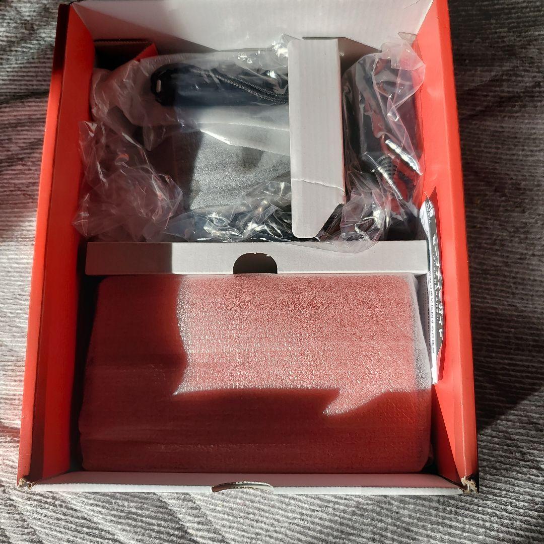 Nintendo Switch 赤/有機EL、本体 キャリングケース付き。