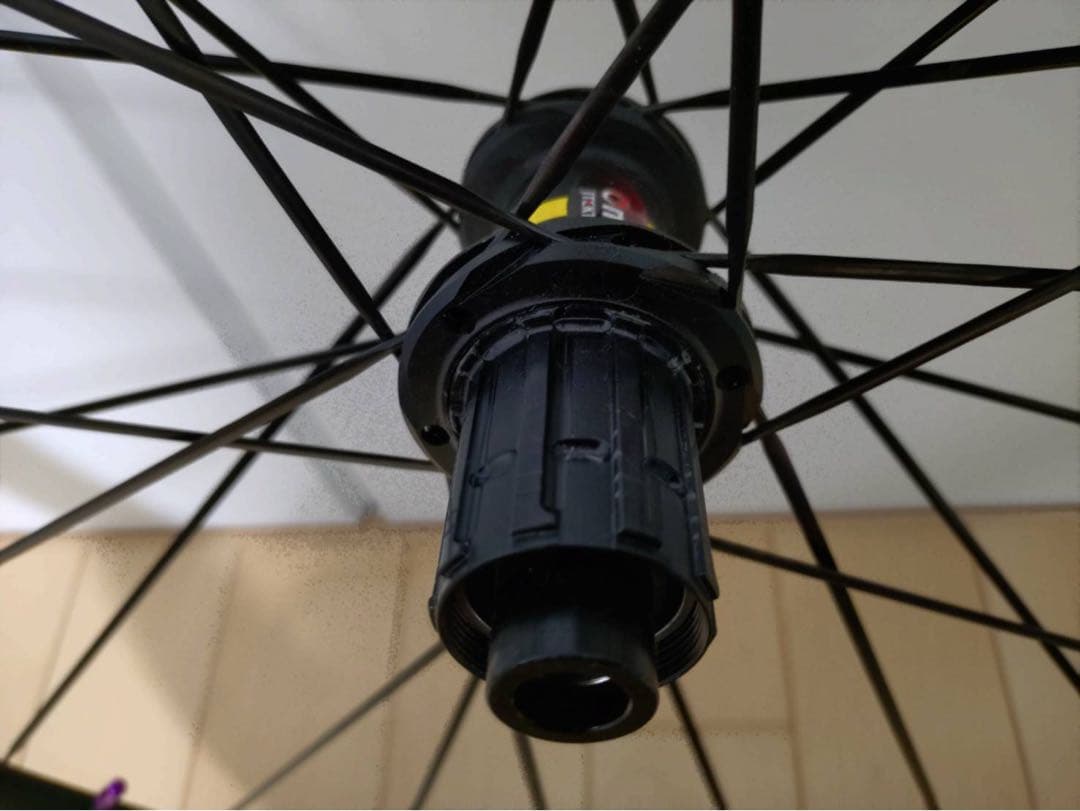 MAVIC　COSMIC　SLR32 鬼ベアリング搭載