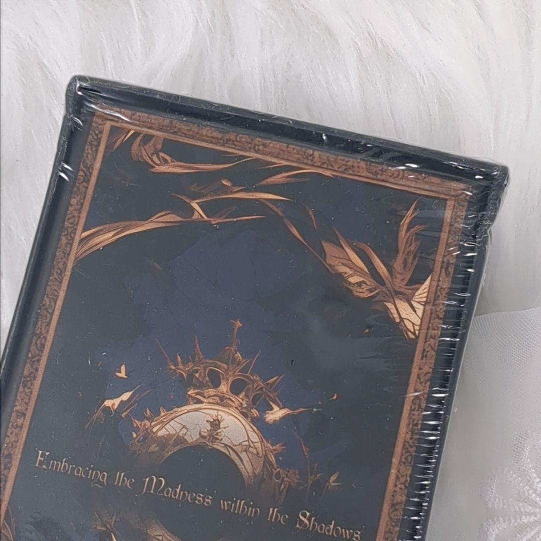 【訳あり特価】正規品タロットカード✨超美麗✨希少品 ダークなアリスの世界のデッキ