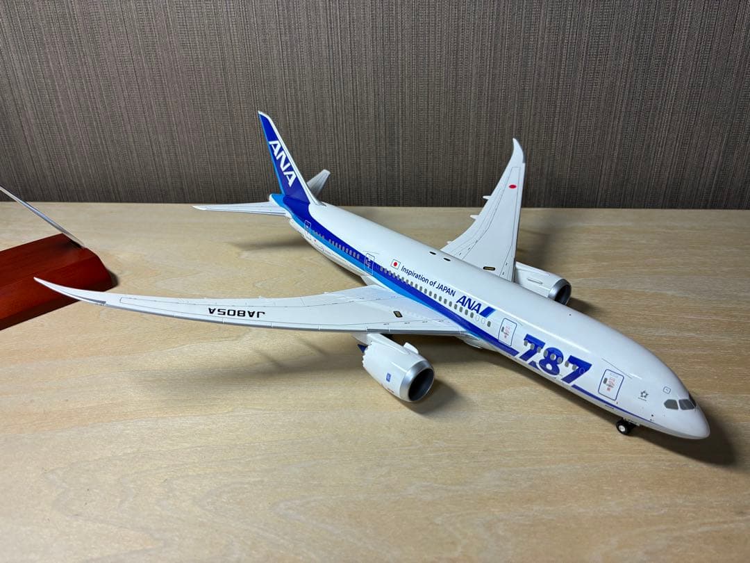 希少品 全日空商事 Boeing787-8 1/200 国際線仕様 IOJロゴ