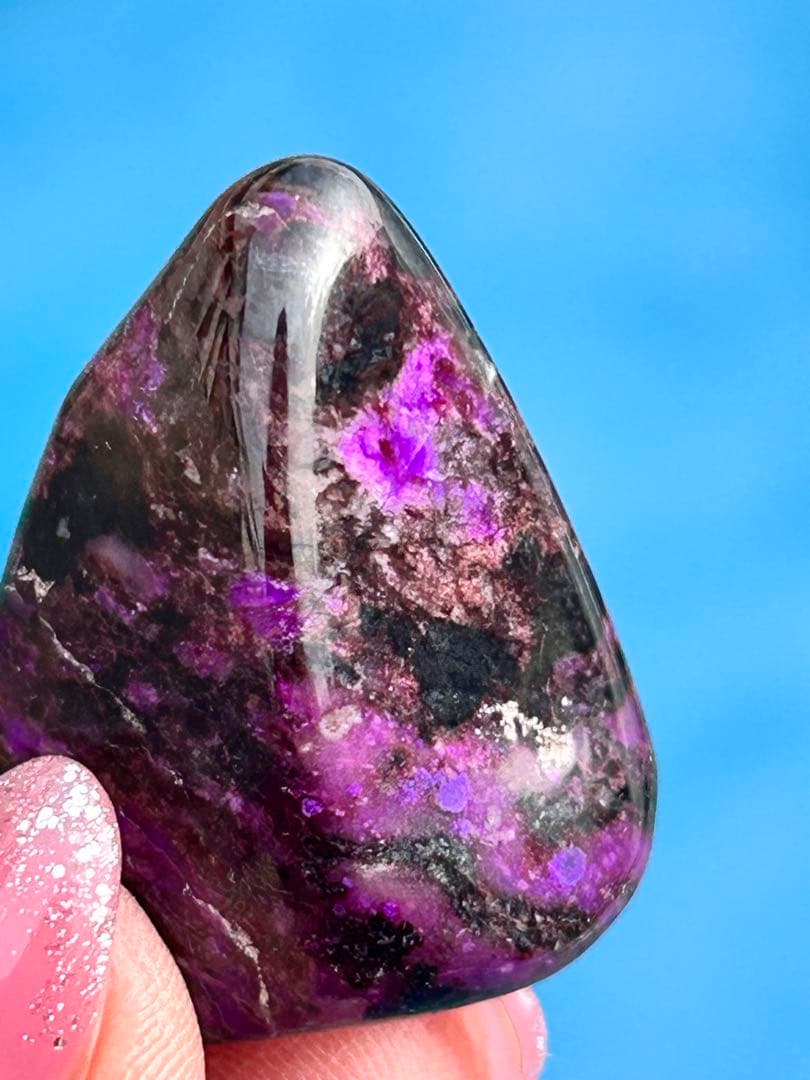 【希少】★世界三大ヒーリングストーン　天然 高品質 スギライト