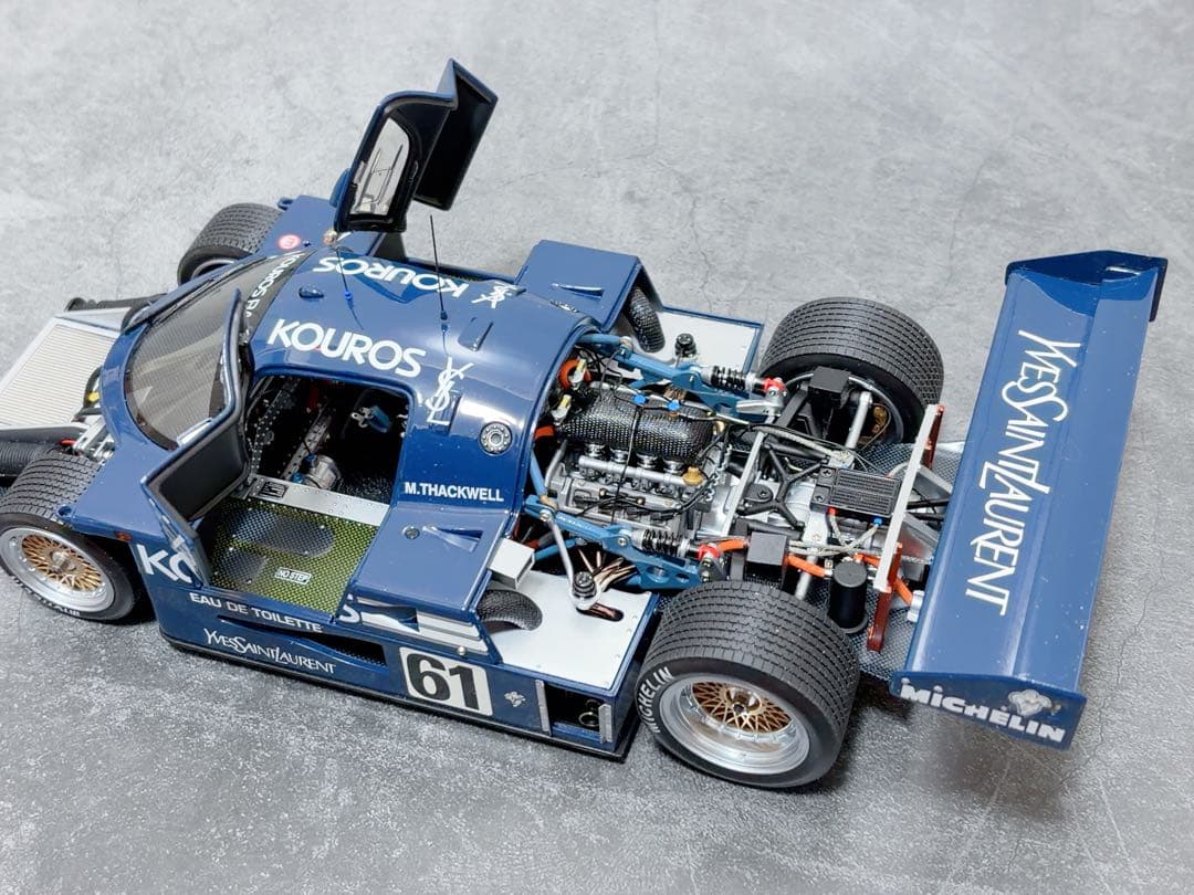 EXOTO 1/18 ザウバーメルセデス C9 #61 YSL