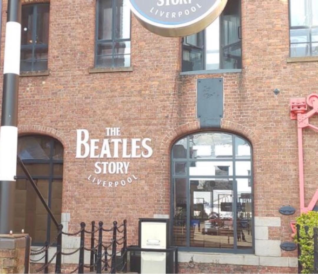 希少イギリス製ザビートルズPENN YLANE Tシャツ Sブラック