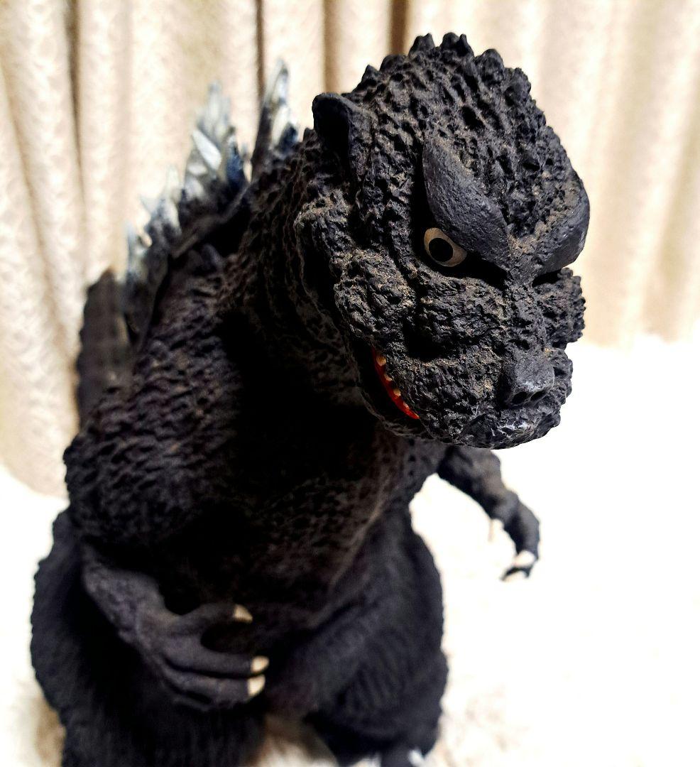 美品　東京マルイゴジラ、初代ゴジラ　1／100 ラジコン　ゴジラ　リモコン