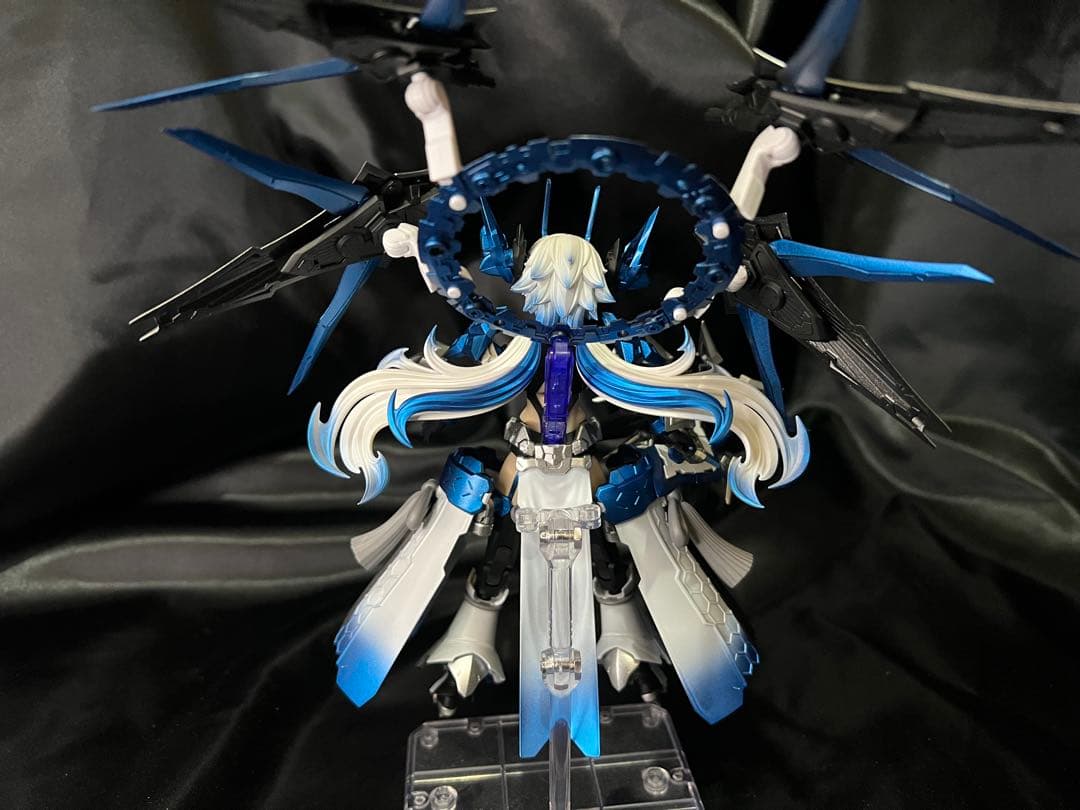 メガミデバイス 【皇巫 スサノヲ レガリア】 美プラ 完成品 塗装品