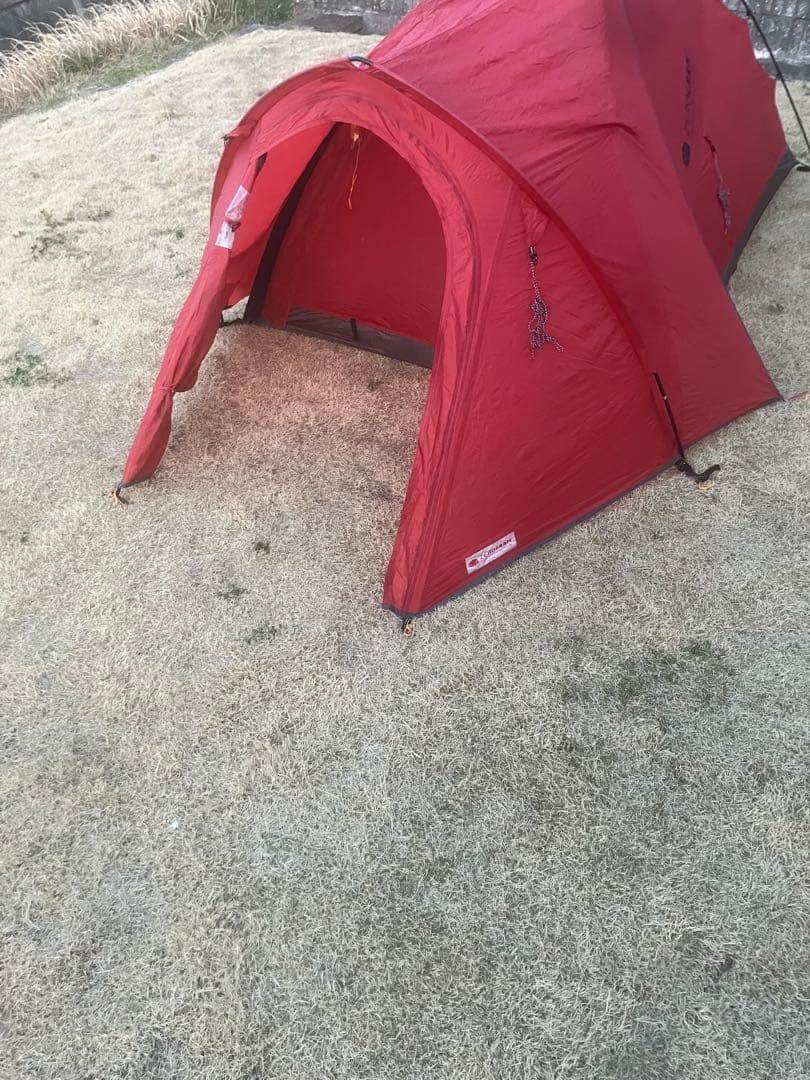 5000円値引き中　ZEROGRAM ドーム型テント レッド　赤　自立　レア