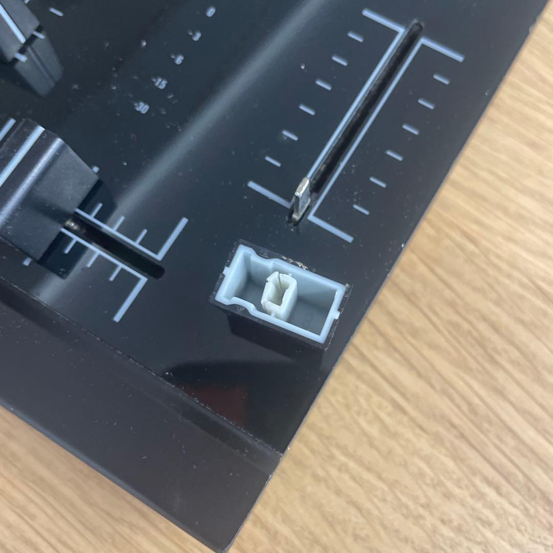 TRAKTOR KONTROL Z1 DJコントローラー