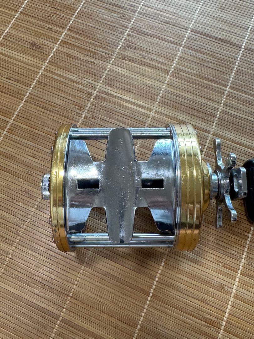 シーライン400 左ハンドル ダイワ DAIWA 中古 レア 金色