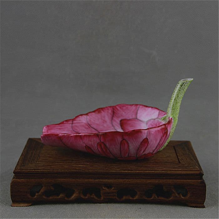 大清光緒蓮花粉彩記念秋操杯 茶掻 きコレクション 工芸品 美術品 置物
