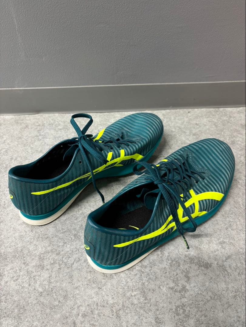 ASICS スパイクシューズ 青/黄