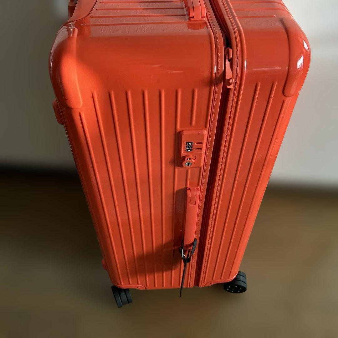 超美品リモワトランクプラス　オレンジ 1度使用