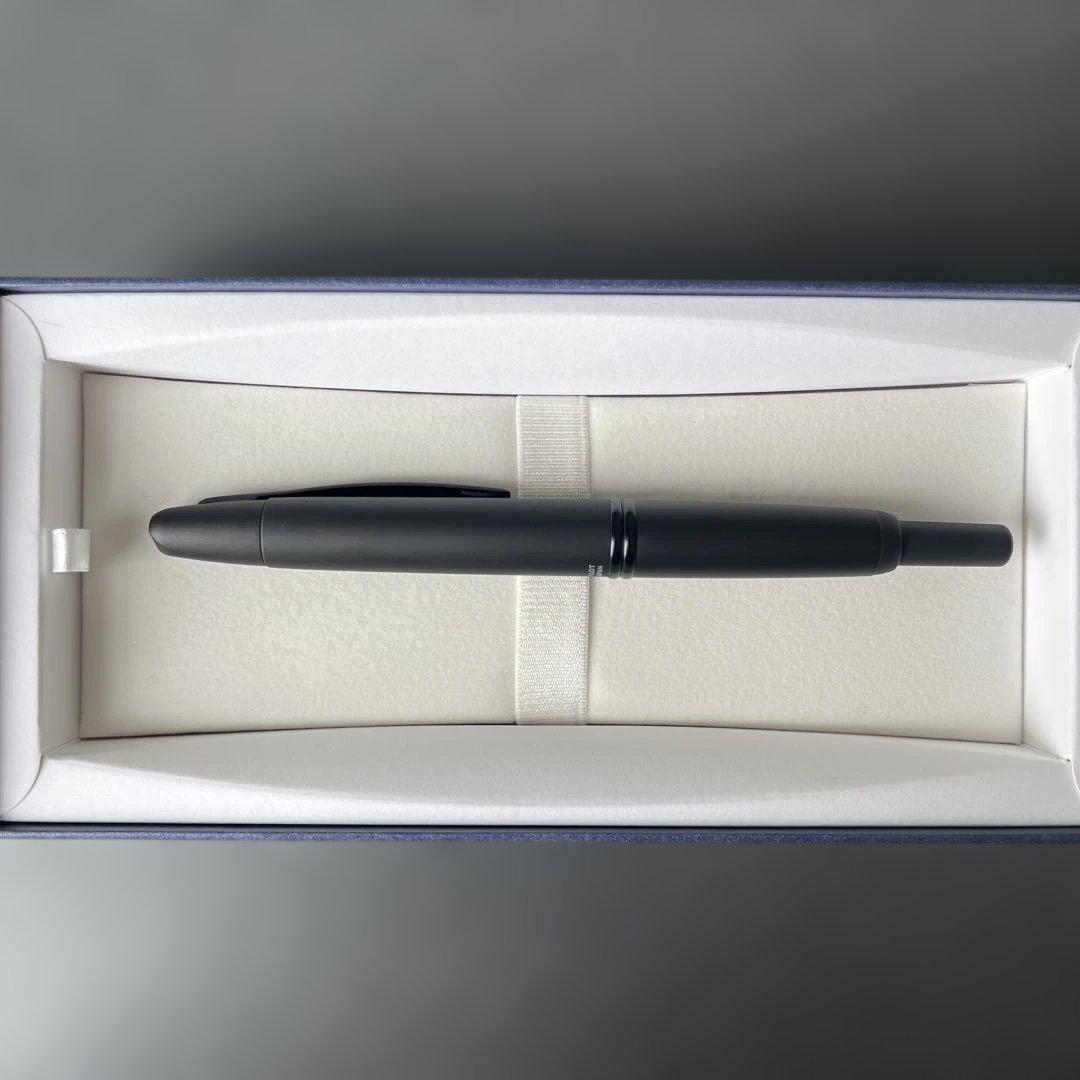 【2/8限定出品】PILOTキャップレス万年筆＋ライティブ おまけ付き