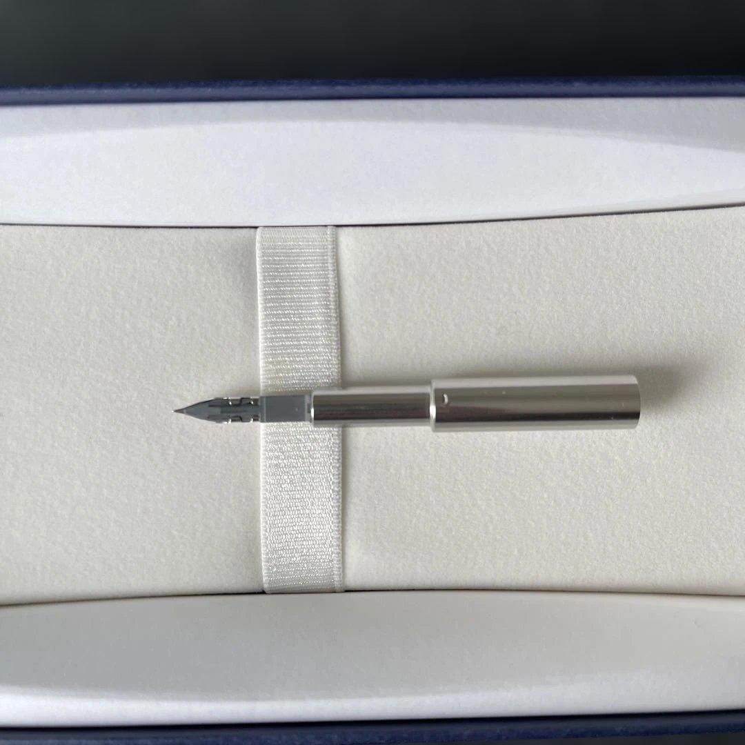 【2/8限定出品】PILOTキャップレス万年筆＋ライティブ おまけ付き