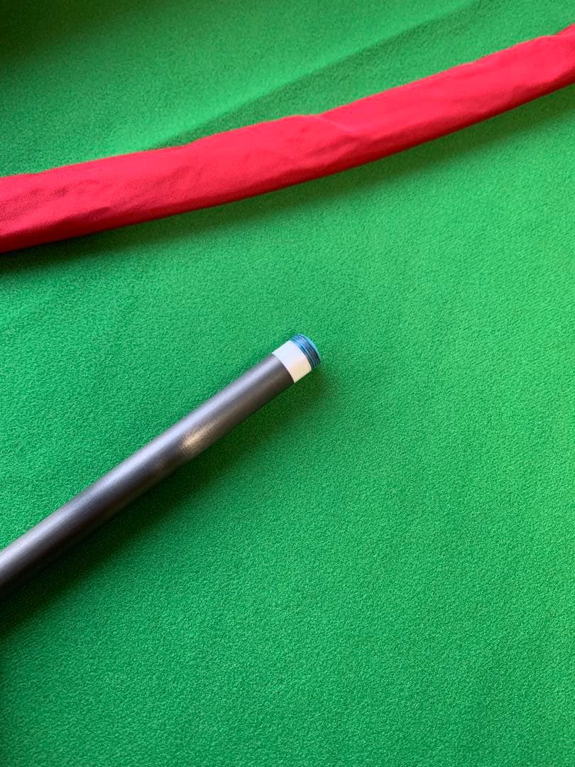 ほぼ新品　cuetec シナジー wavy 12.5 ビリヤード