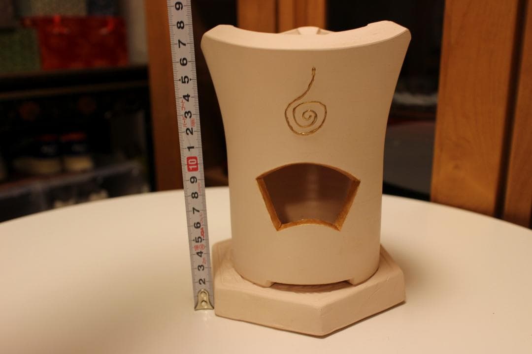 白泥　涼炉　 六角形ベース付き