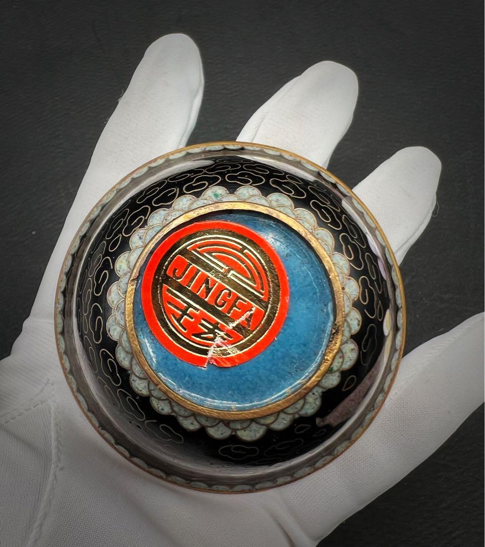 希少品 中國美術 古玩 景泰藍 京法 七宝焼梅紋樣茶碗 台座付き 茶道具