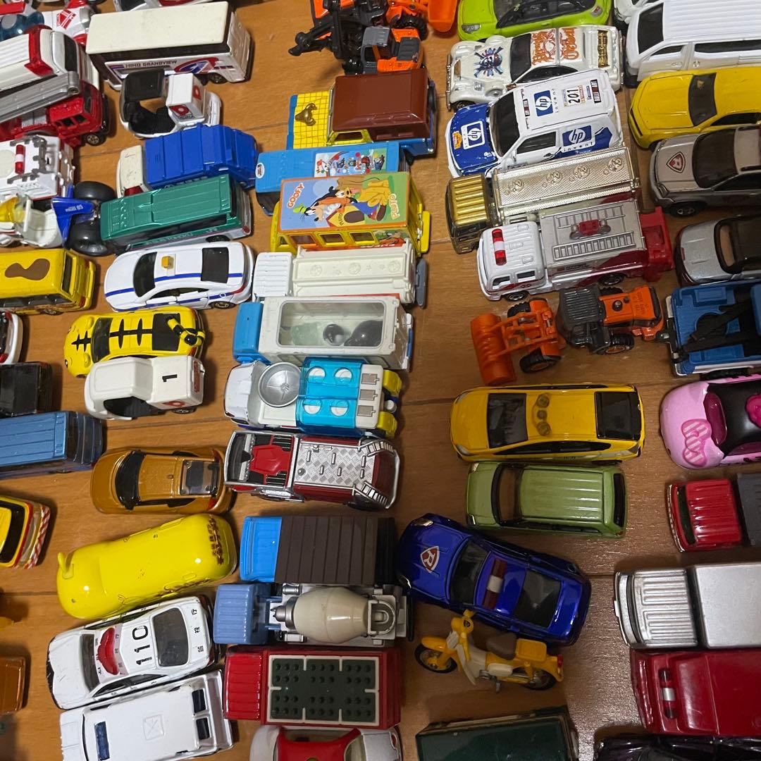 トミカ まとめ売り 200台以上