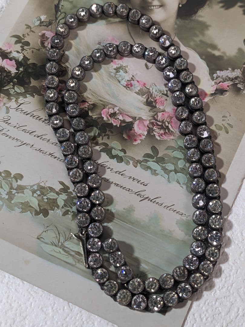 イギリス　アンティーク　クリアペースト　ネックレス　シルバー