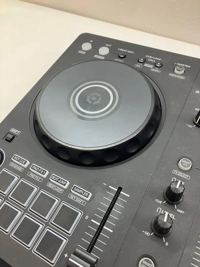 Pioneer DJ/DDJ-FLX4 コントローラー