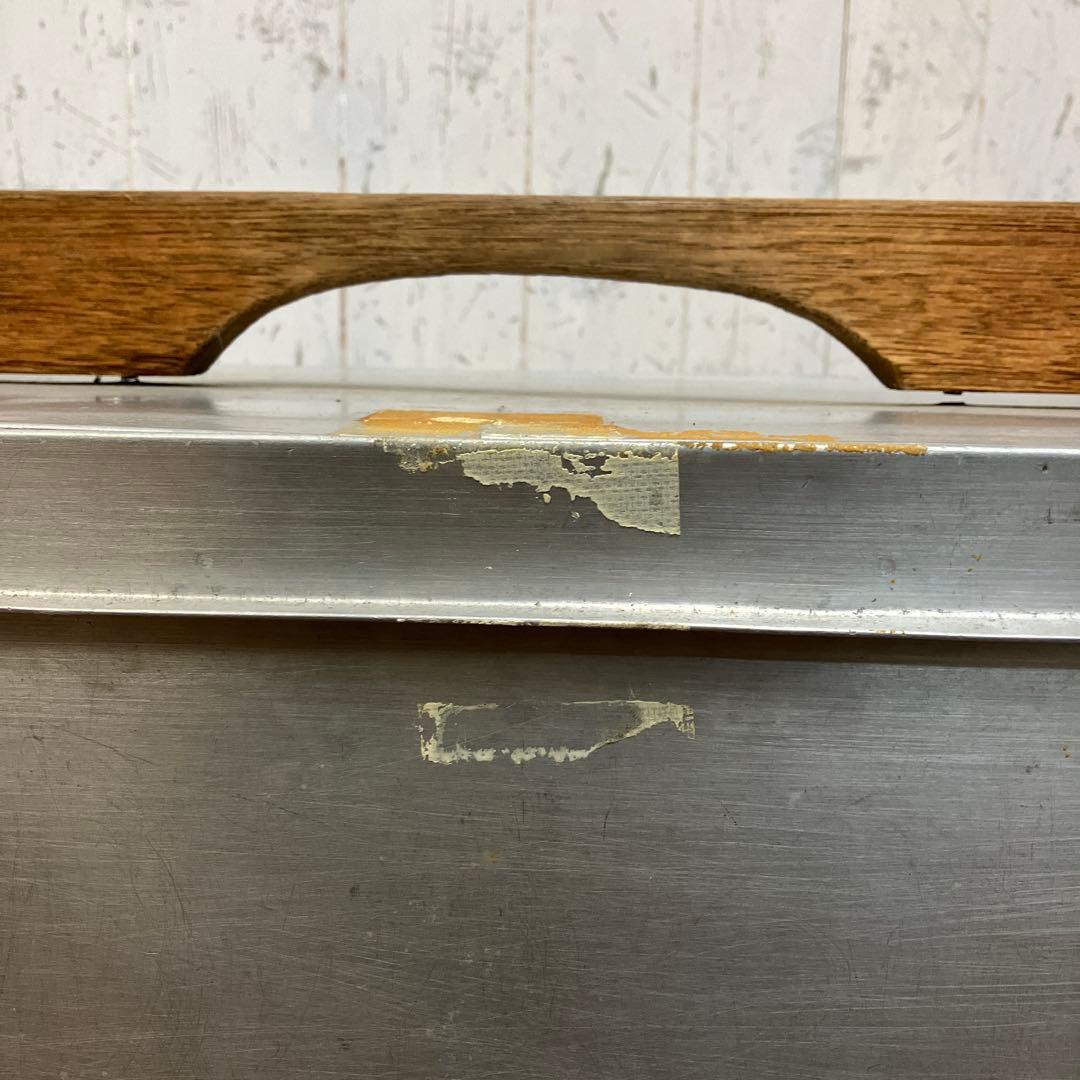 A-3 昭和レトロ アルミ製 出前箱 おかもち 4段 木製ハンドル キャンプ