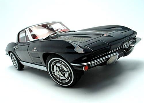 【17日まで出品】オートアート 1/18 シボレー コルベット クーペ 1963