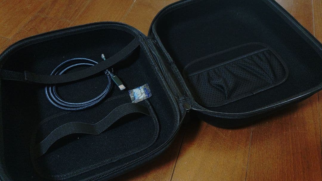  Quest 2 128GB VRヘッドセット ホワイト 中古美品