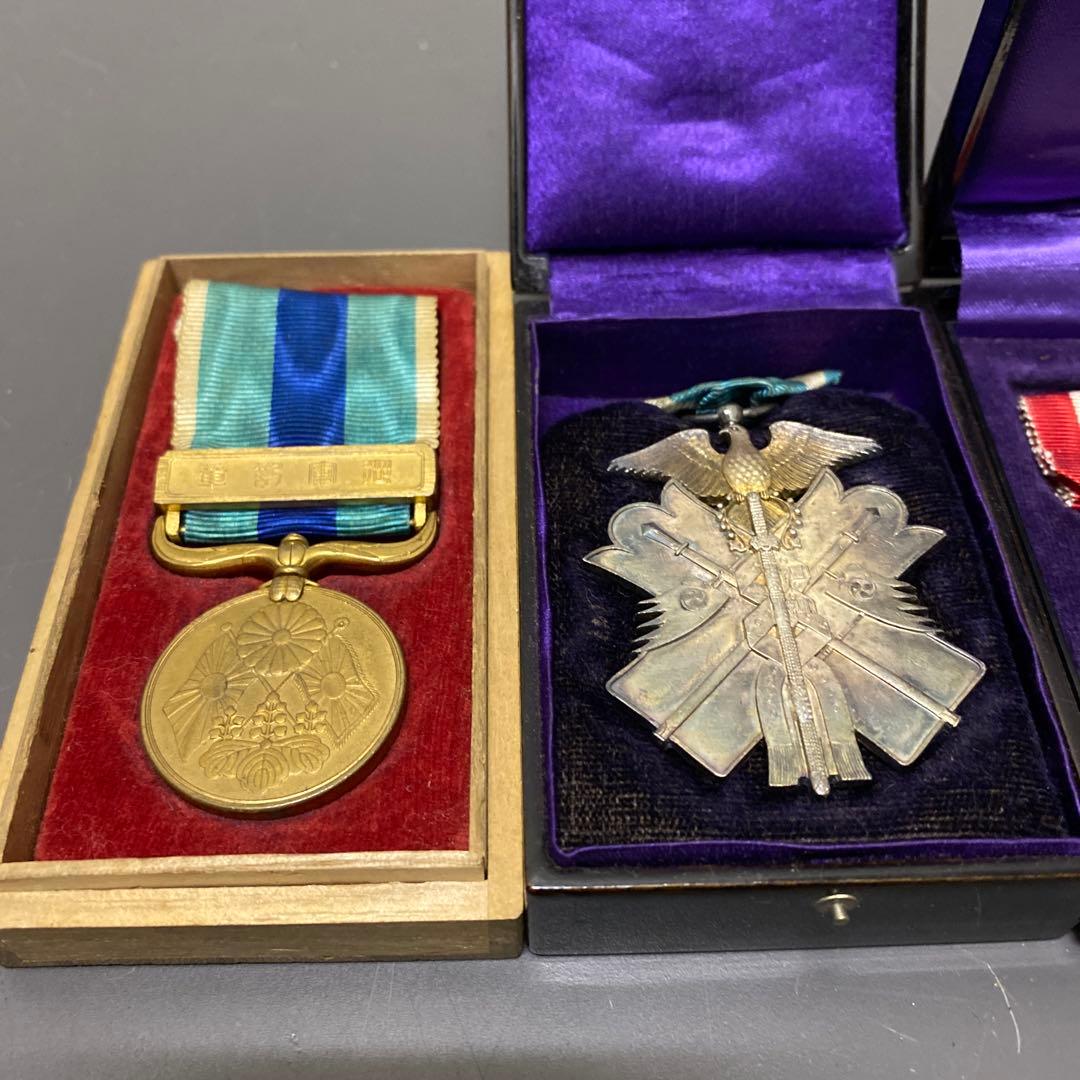 七級・八級金鵄勲章 勲章