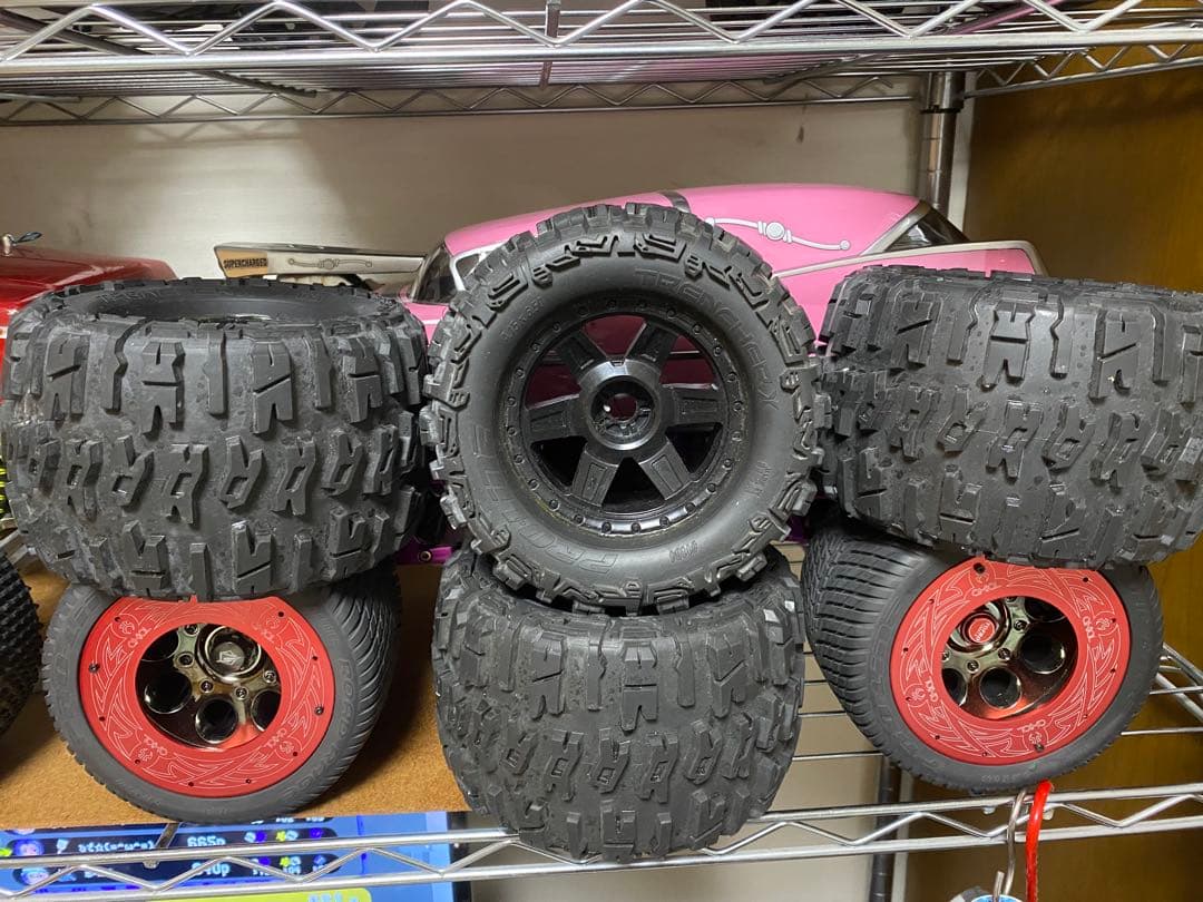 K*n様 HPI サベージ　プロライン　4本