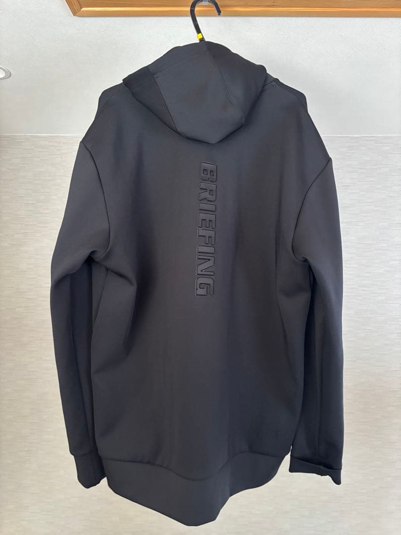 ブリーフィング パーカー