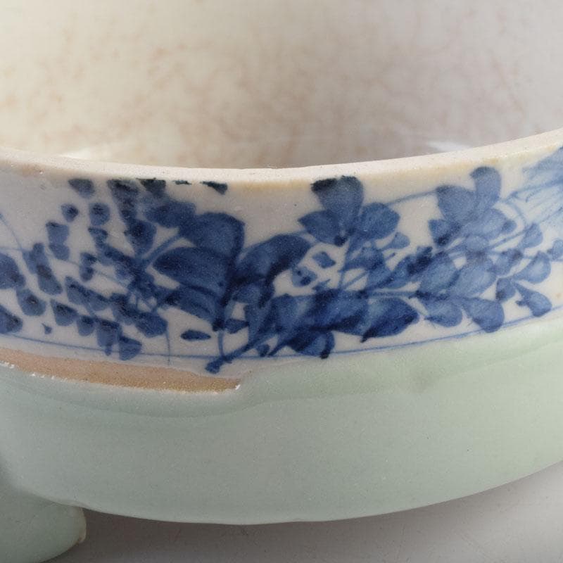 瀬戸焼　染付　花草文　三足香炉　蓋物　在銘　時代箱　V　9032