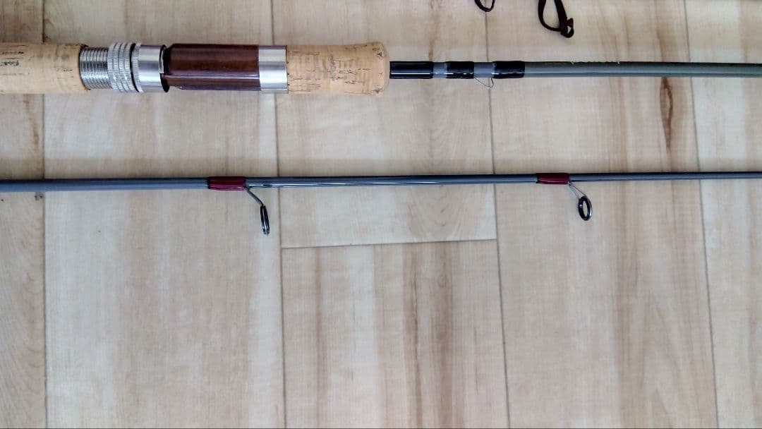 ザウルス　BORONトラウトスピン （TS82MHS）