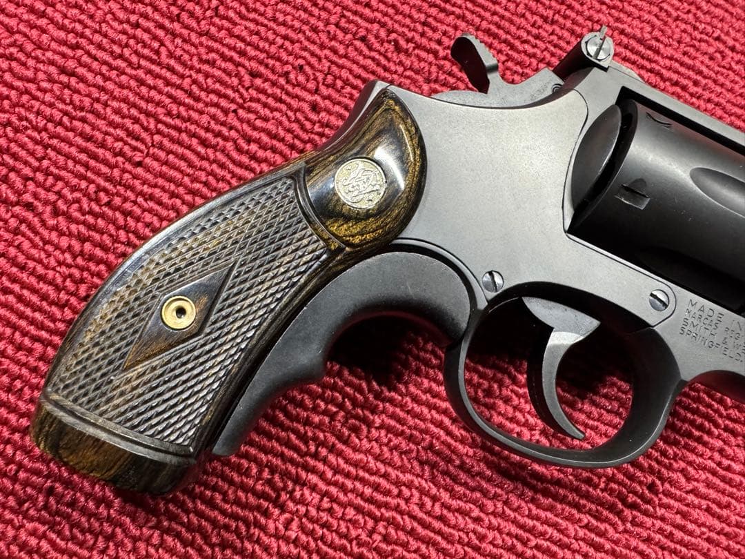 タナカワークス　S&W M19 2.5㌅　アルタモントグリップ