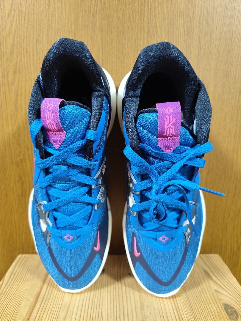 Nike Kyrie Low5　ナイキ　カイリーロー5　27.0cm
