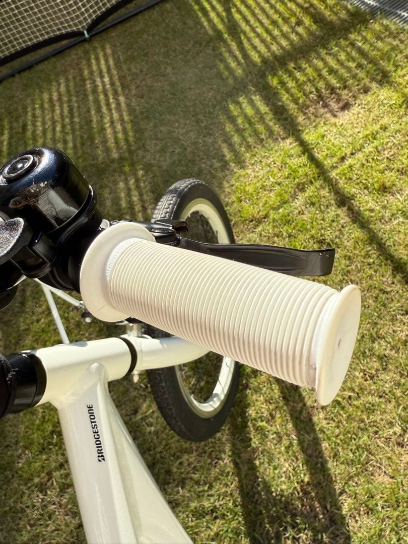 美品❗️ブリヂストン レベナ　子供用自転車　18インチ　世田谷区　ライト付き