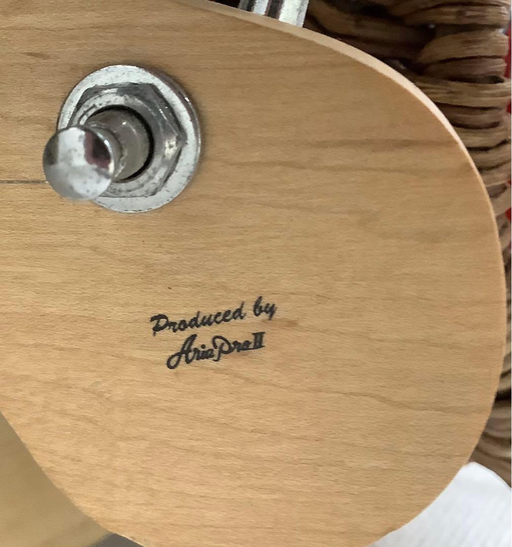 送料込み！ エレキギター ストラトキャスター Legend by Aria