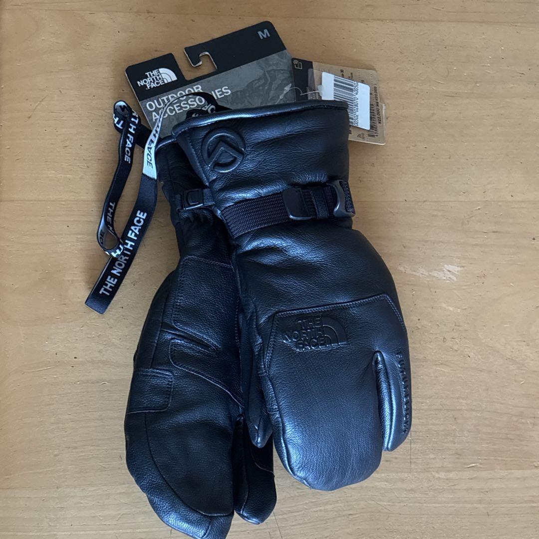 新品 THE NORTH FACE ウォールライド トリガー Mサイズ